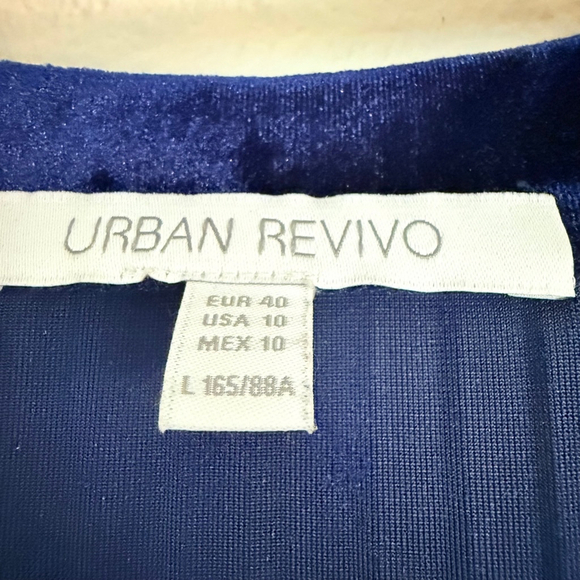 Urban Revivo Women's Blue Bell Sleeves Blouse Size 10 - Picture 8 of 8